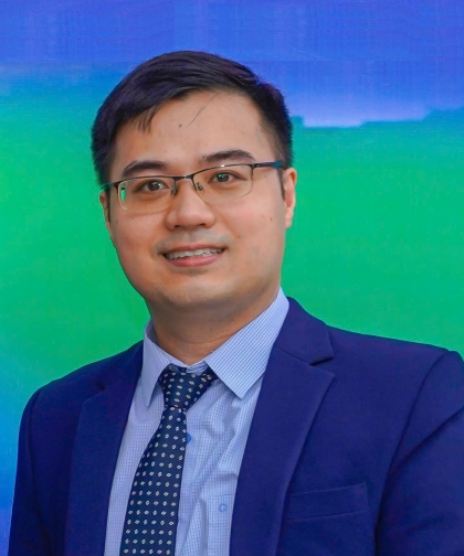 Dr. Hoang Nam Nguyen